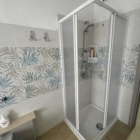 Al Piano Di Sopra 3*